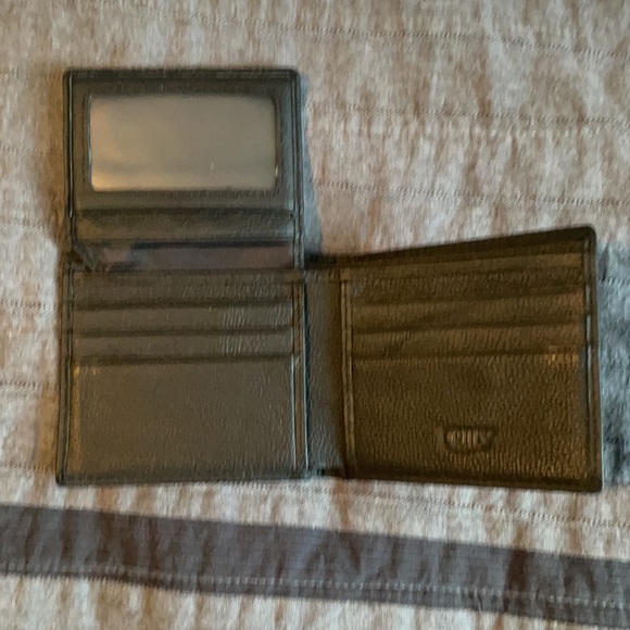 Black Crius Wallet - Picture 4 of 5